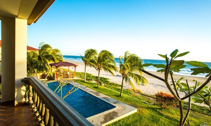 Rancho Santana House | Villas Iguana A-7 Beachfront Condo