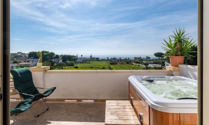 Monti D'arena-Bosco Caggione Apartment | VillaSalentu.it - Lu Mare, A stone's throw from the white beaches of Salento