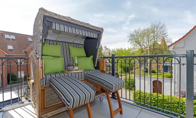 Alt Gaarz Apartment | VillaStrandEins - Whg 4 "Strandkorb"