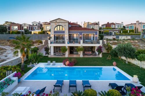 Cesme Villa | VillaSunset with Sea, Chios and Sunset View