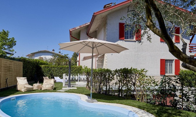 Colombare Villa | VILLETTA ANNA, SIRMIONE, LAKE GARDA a few meters from the beach