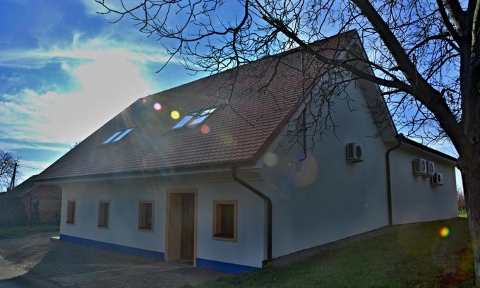 Mikulcice House | Vinařství Výmola