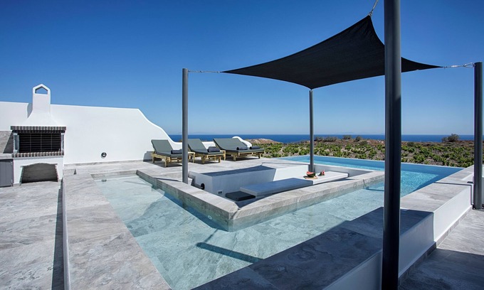 Kamari Villa | Vinebranch Villas