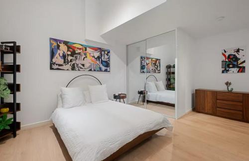Kings Cross Apartment | Vintage Retreat in Potts Point