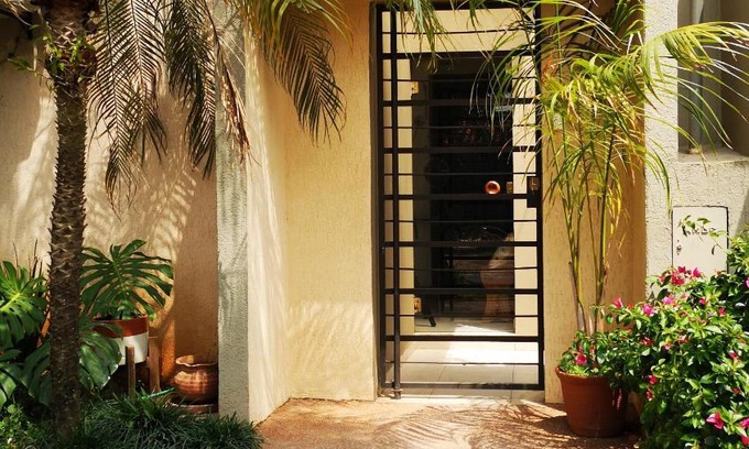 Asuncion Apartment | Violeta Roga