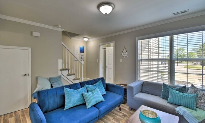 Northeast Virginia Beach House | Virginia Beach Townhouse - 5 minutes to Boardwalk!