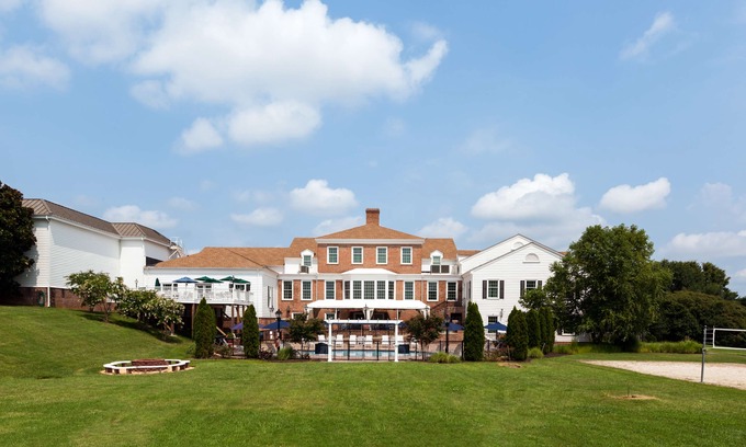 Glen Allen Hotel | Virginia Crossings Hotel, Tapestry Collection by Hilton