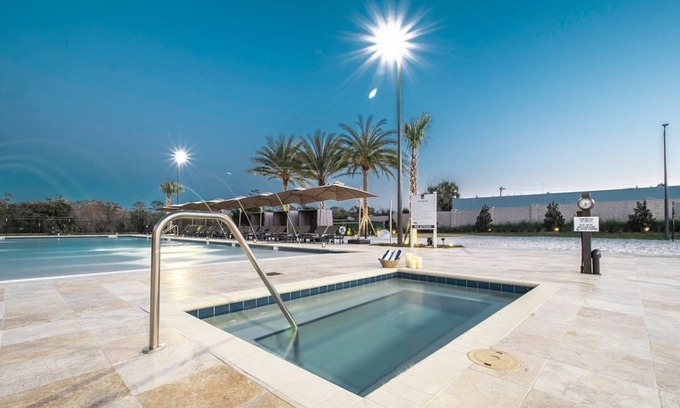 Florida Central Atlantic Coast Apartment | Virtual Tour Inside! 2 Family 4BR Villa | Spacious Living Room