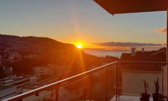 Sao Roque Condo | Vista Inesquecível num Ambiente Acolhedor!