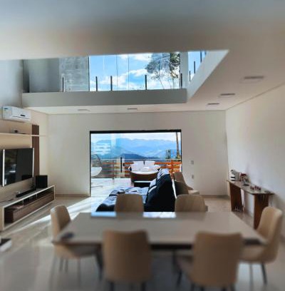 Marmelopolis House | Vita - Cabanas & Chalés Villaggio Girotto