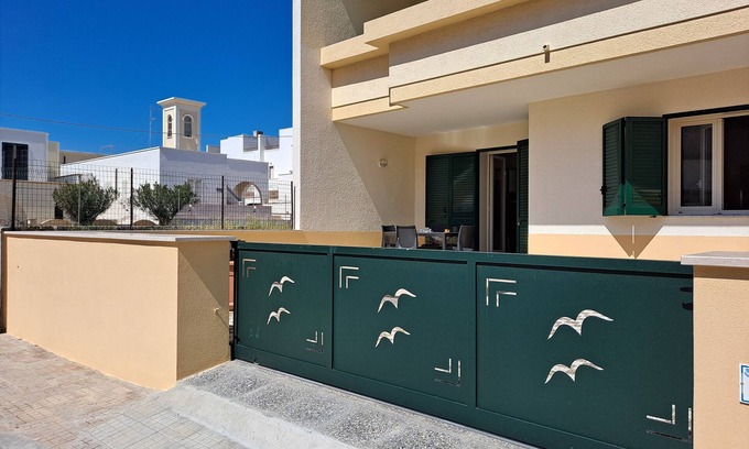 Lido Marini House | Vittorio House 100m From the Sand