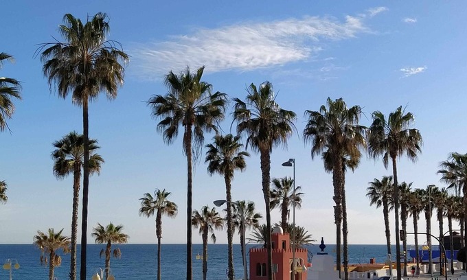 Torrequebrada Apartment | VIVE BENALMÁDENA COSTAMAR Front Line Beach Apartment