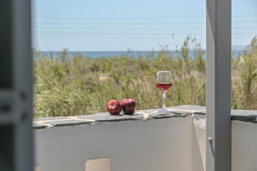 Maragas Apartment | Vive Mare Plaka II