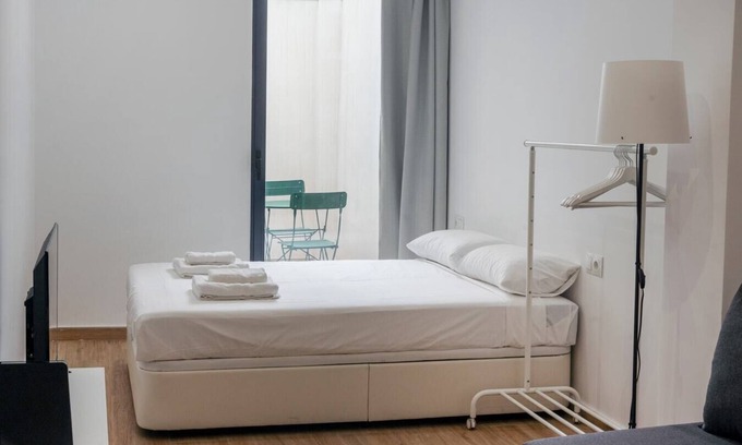 Montolivet Apartment | VLC HOST - Fray Pedro C