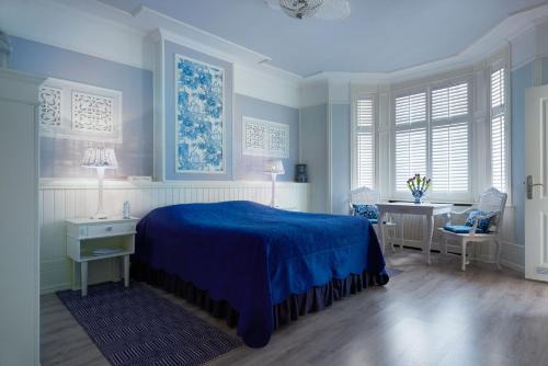 Overtoomse Sluis Bed & Breakfast | Vondelpark House B&B