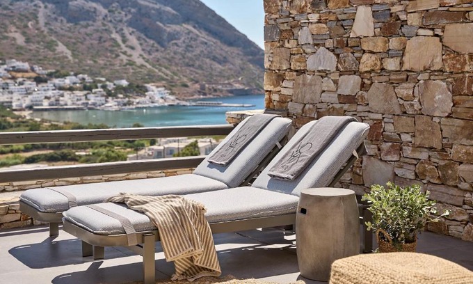 Kamares Bed & Breakfast | Voya Sifnos Mindful Stay