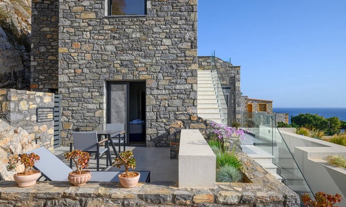Lefktron Apartment | Vrahos Executive Suite