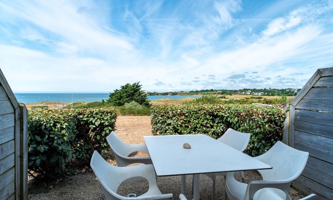 Guidel-Plages Condo | Vue sur Mer | Apt Confortable + Terrasse Privée