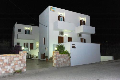 Adamas Apartment | Vythos