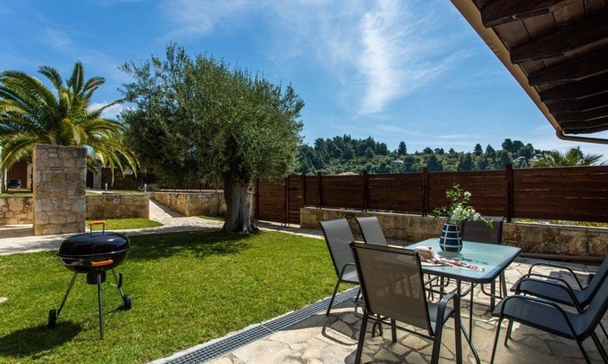 Nea Skioni Villa | (w) Helios Villa | Private Pool | Halkidiki