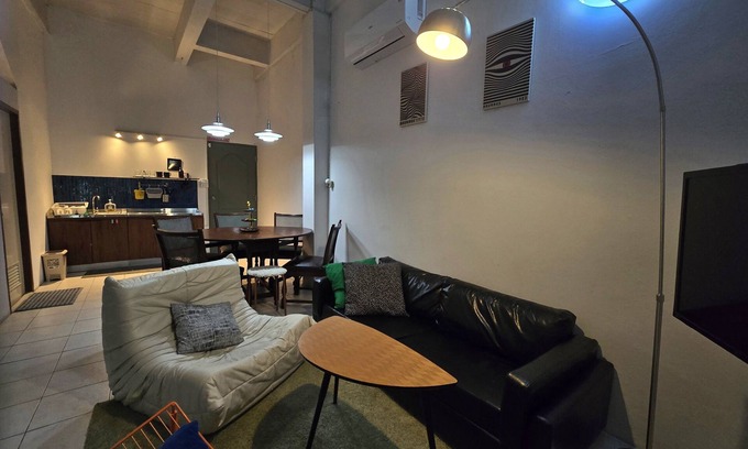 Bang Kapi House | W.House I spacious cozy loft I family group friendly - Near BKK Airport