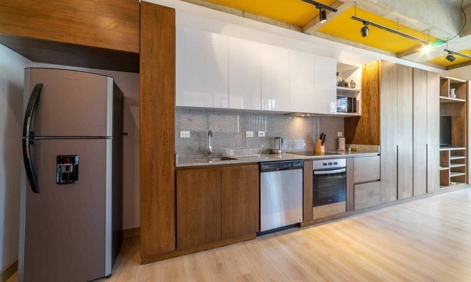 Chico Reservado Apartment | w* | Industrial Loft in Parque 93