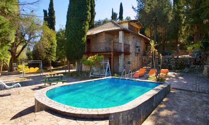 Mazarakata Villa | (w) Kefalonian Kastro Pool Villa