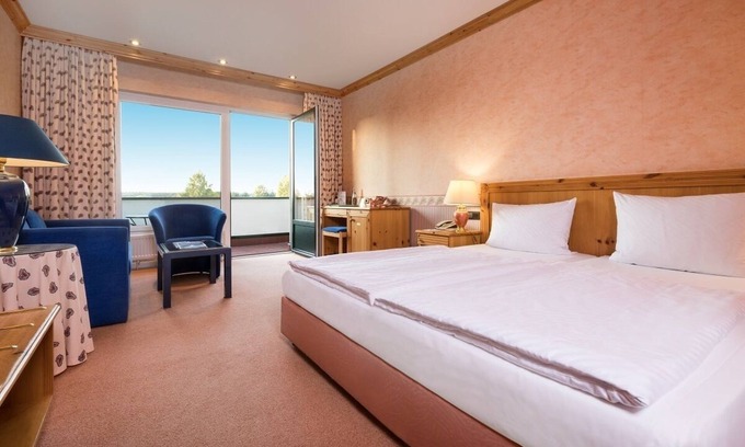 Semlin Apartment | Waldblick Doppelzimmer mit Du Oder Bad, WC, Frühstück und Abendessen