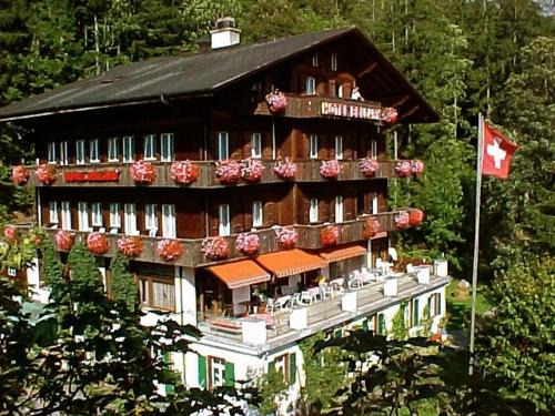 Grindelwald Cabin | Waldhuus Bellary