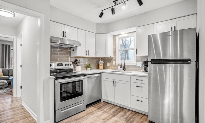 Chapel Hill House | Walk/Bike Proximity~UNC~Med~Trader Joes!~Nature