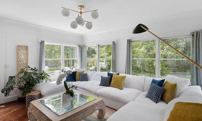 Sag Harbor House | Walk Everywhere In Sag Harbor Village - watch sunsets on the Pond +Pickleball