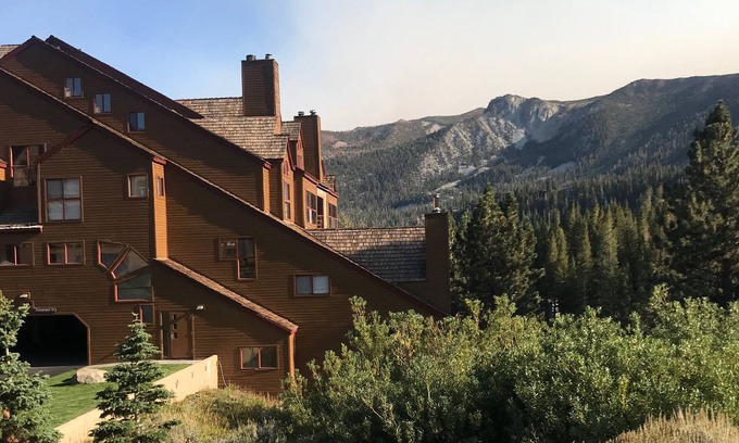 Mammoth Lakes Condo | Walk to Eagle Chair, close to trails - Spacious 2 BD/2 BA - Just remodeled