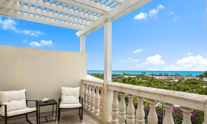 Leeward Settlement House | Walk to Grace Bay, Pool, Views! (#2)