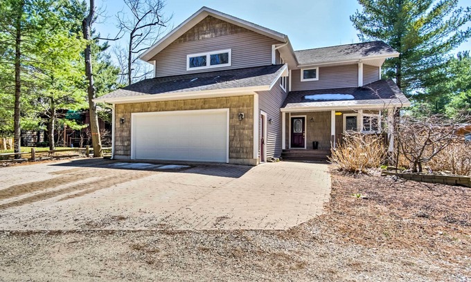 Mears House | Walk to Lake Michigan: Spacious Mears Home!
