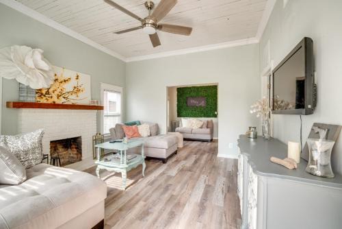 Dunnellon House | Walk to River and Shops Downtown Dunnellon Escape