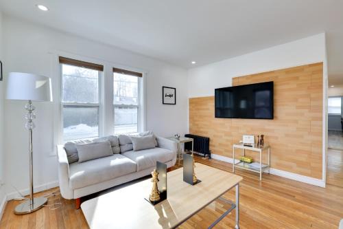 South Providence Apartment | Walk to Roger Williams Park Apt in Providence!
