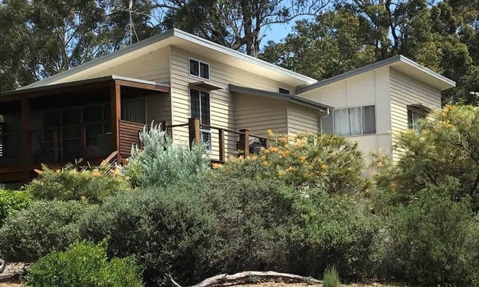 South Durras House | Walk to South Durras Beach | Gone Coastal