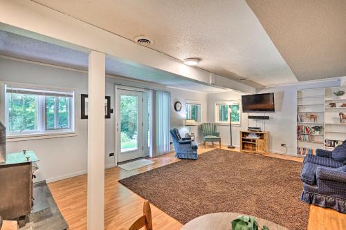Roan Mountain House | Walk to Trails Creekside Roan Mountain Cabin