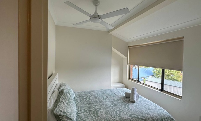 South West Rocks Apartment | Walker 2 - newly renovated 3 bedroom top floor apartment