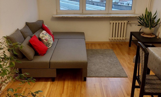 Targowek Apartment | Warm and bright apartment, 300 m from metro M2, next to S8 road.