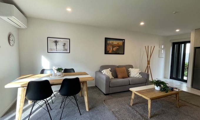 Merivale House | Warm and Stylish 2BR Home