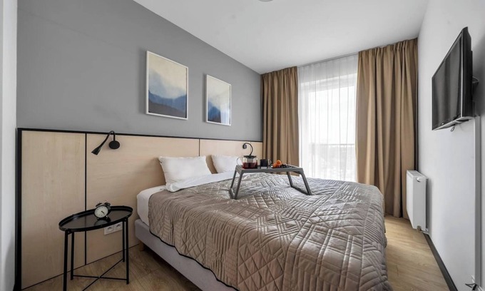 Praga Poludnie Apartment | Warsaw National Stadium Apt - Parking, Workspace - by Rentujemy