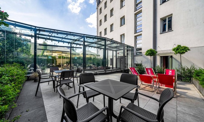 Praga Poludnie Apartment | Warsaw Stadion - Parking & Workspace - by Rentujemy