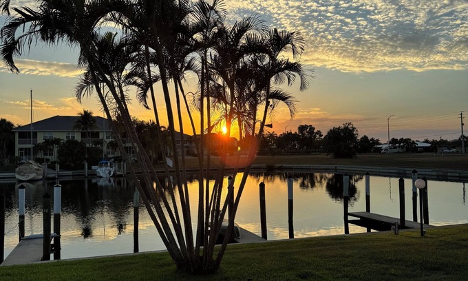 Punta Gorda Condo | Water front main floor condo on the canals of Punta Gorda Isles