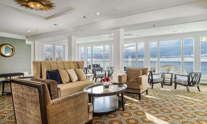 Westbrook Center Resort | Water's Edge Resort & Spa