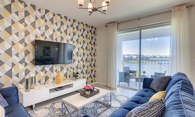 Kissimmee Condo | Water Slide | Lazy River | Foosball *5mi to Disney!*