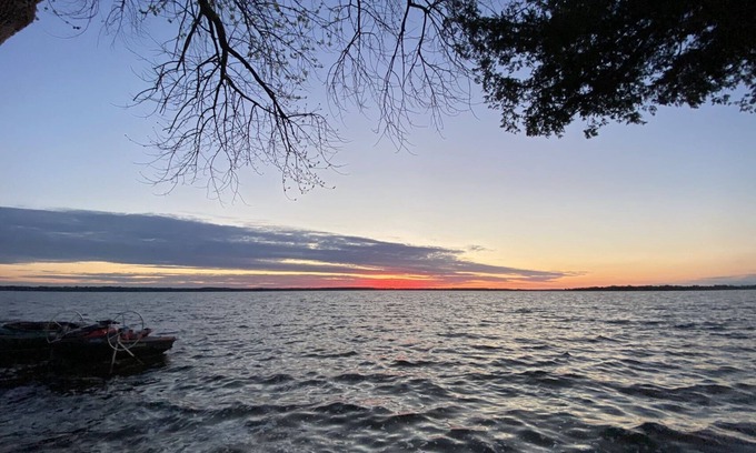 Scugog Cottage | Waterfront Cottage at south shore of Lake Scugog