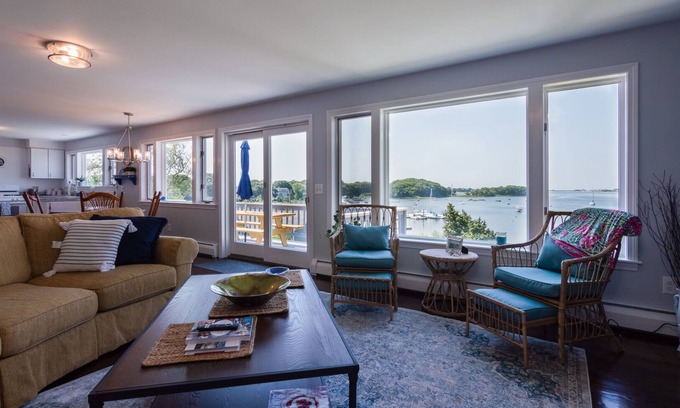 Narragansett House | Waterfront Home with Stunning Water Views on Harbor Island, Central A/C, Kayaks & More!