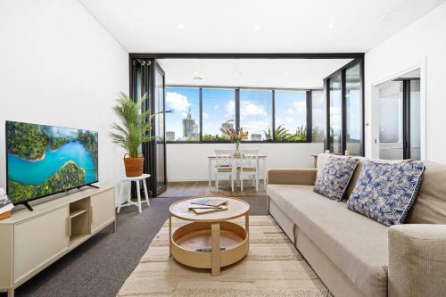 Wentworth Point Apartment | Waterfront Modern 2B2B APT@Marina square