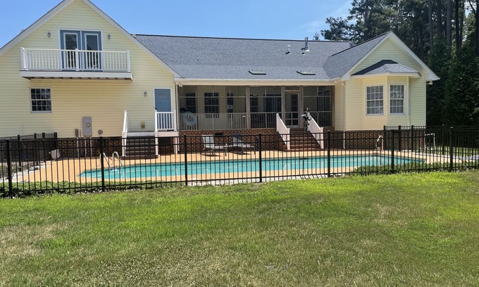 Urbanna House | Waterfront retreat w/pool, dock & fire pit in Urbanna. BRING YOUR BOAT!